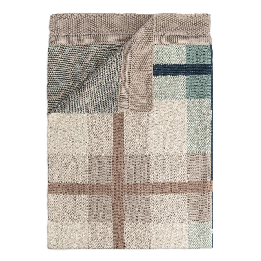 Farmhouse Knitted Plaid Blanket