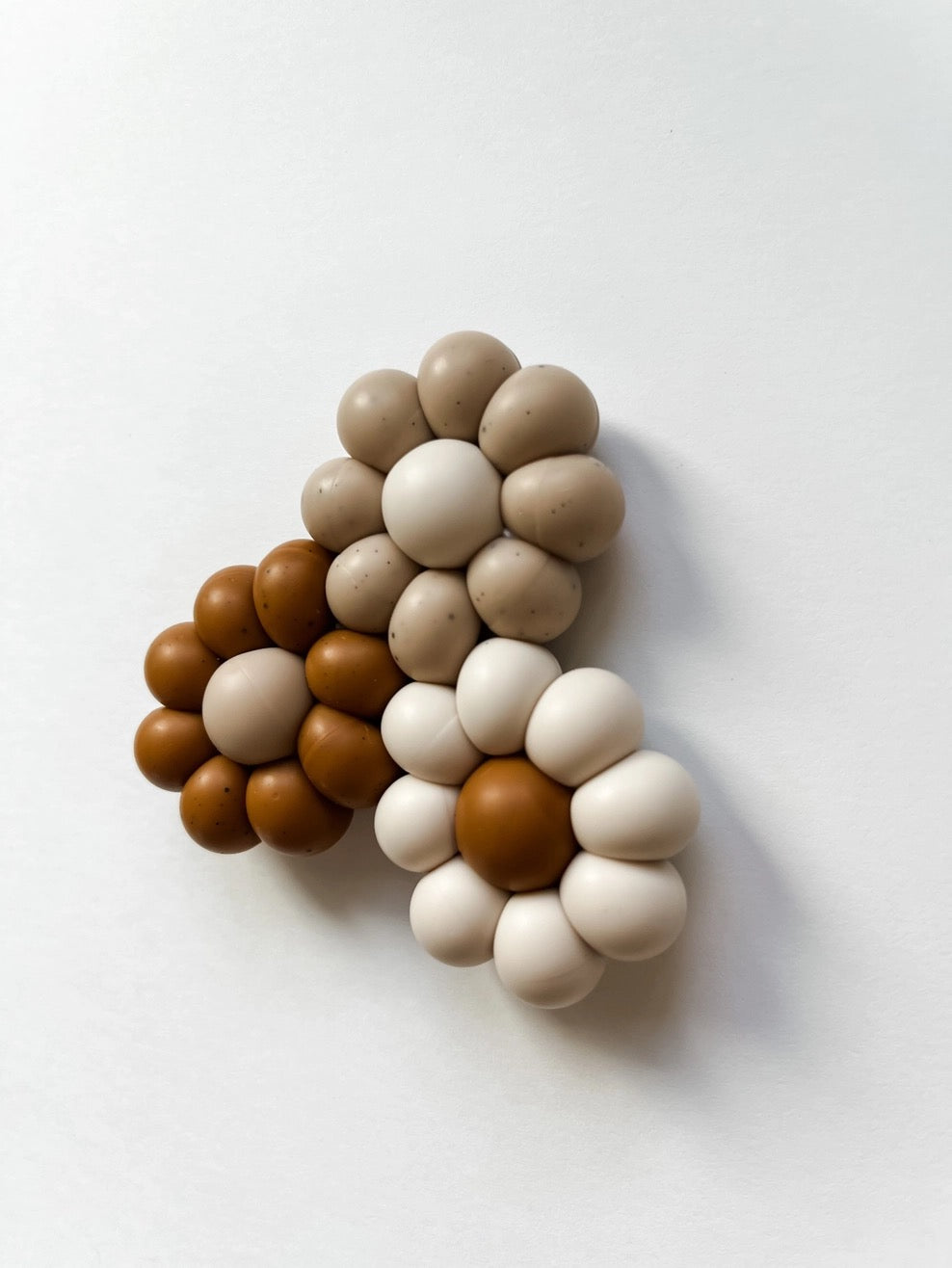 Silicone Daisy Teether - Speckled Rust